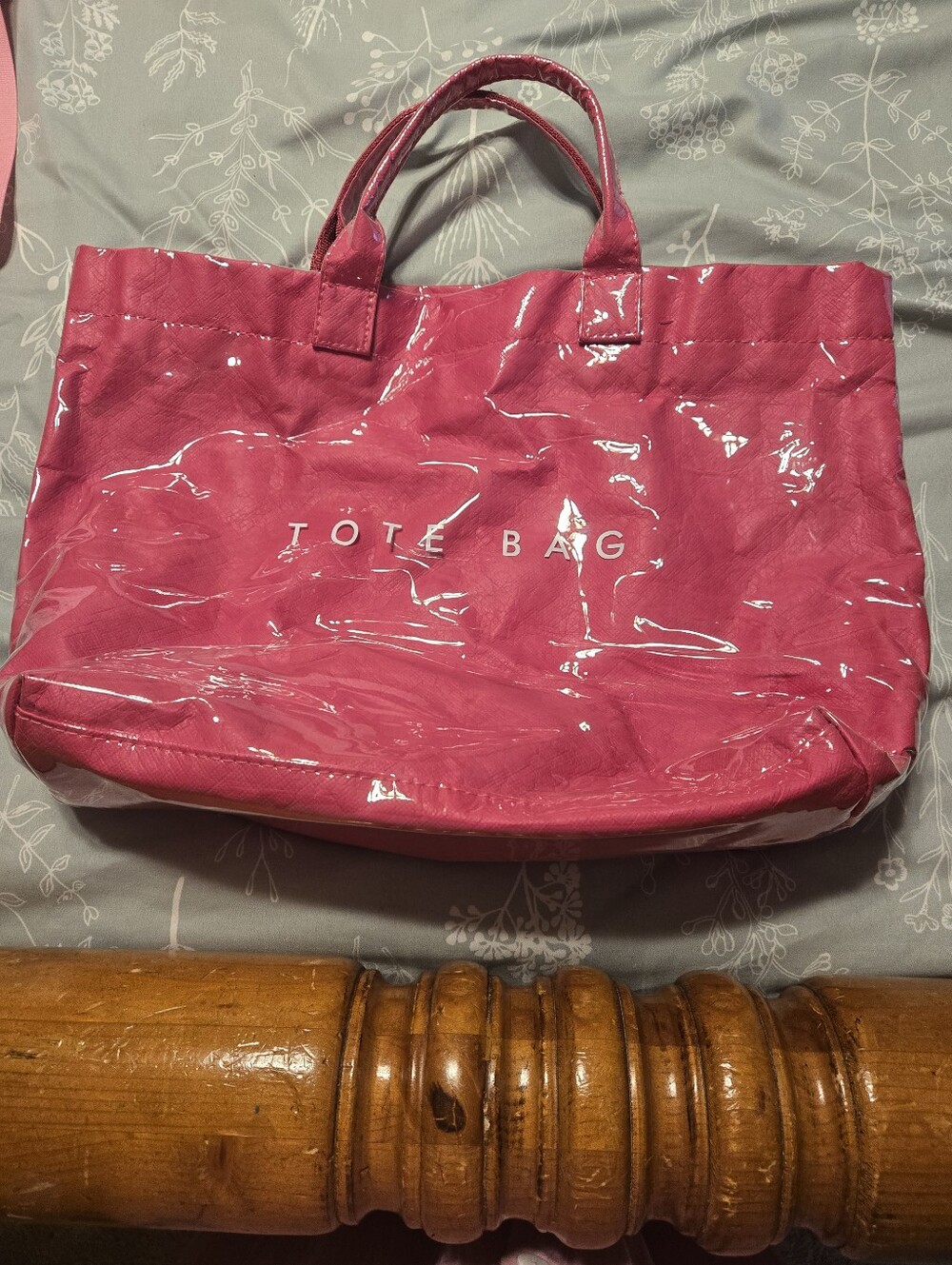 Nikola Pink Tote Bag - Glossy Red/Pink Carryall